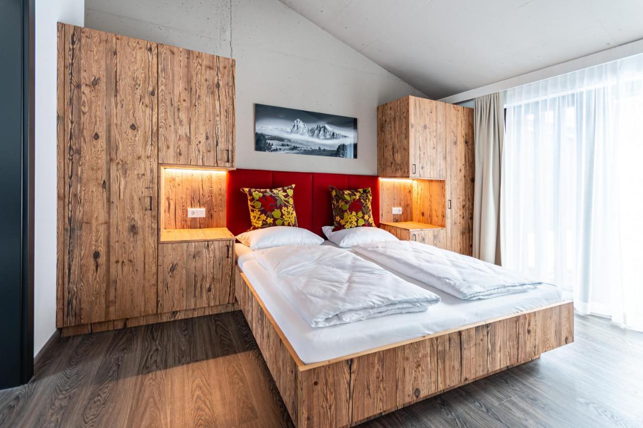 Max Relax Summercard Included Ski In-Ski Out Zell am See Bagian luar foto